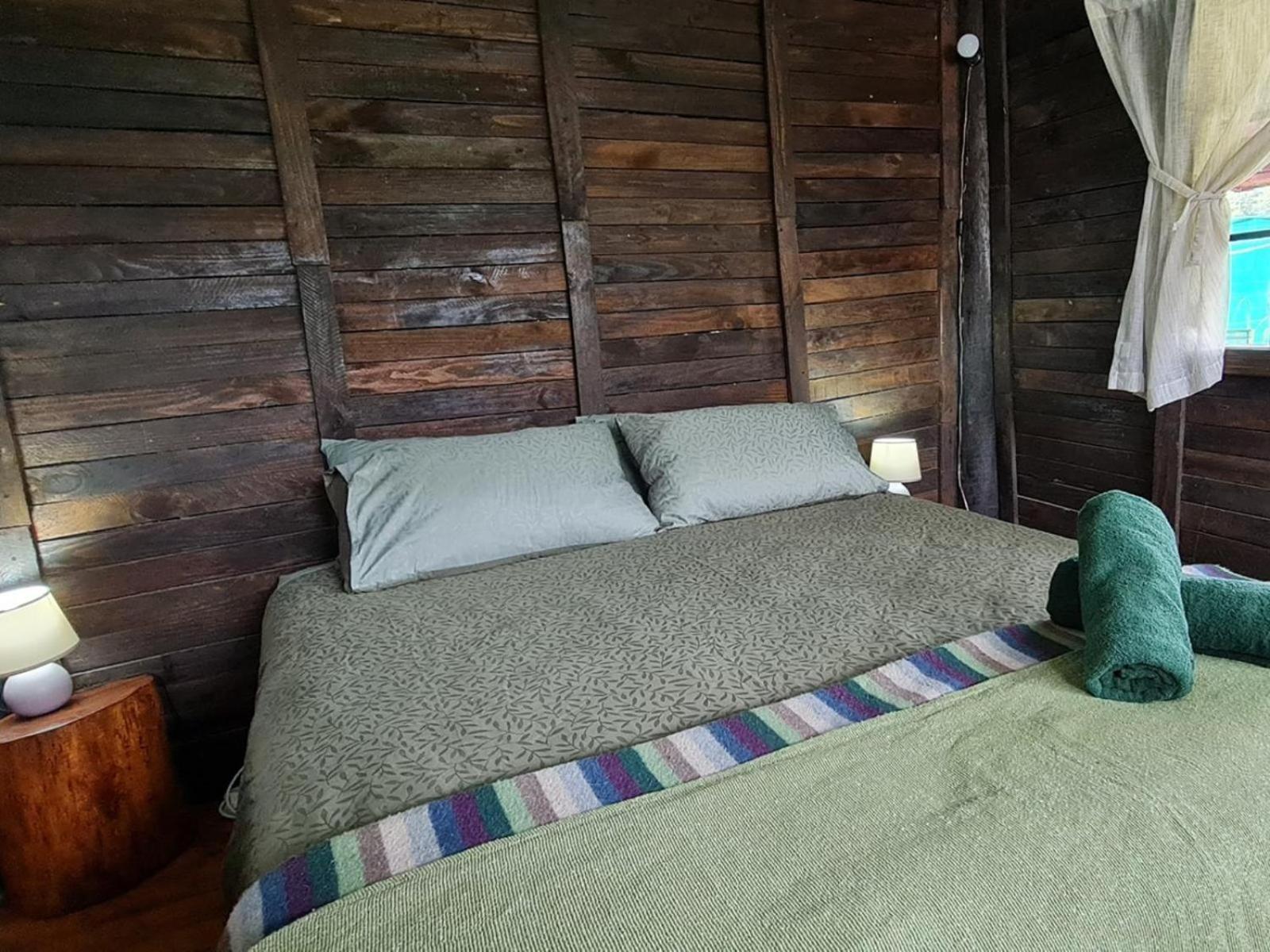 Tsitsikamma Wolf Sanctuary Eco Cabins & Teepees 스톰스리비에르 객실 사진